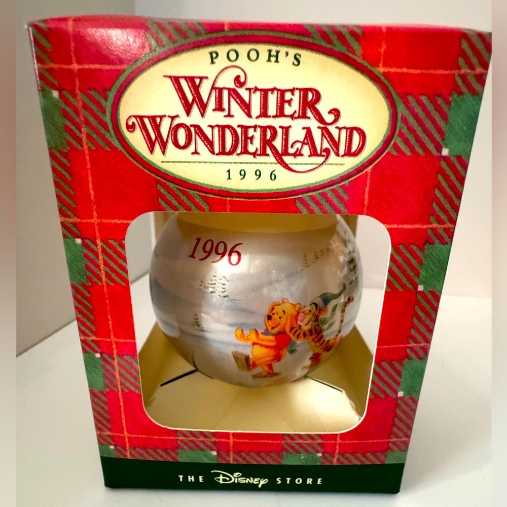 Vintage The Disney Store Pooh’s Winter Wonderland 1996 Ornament